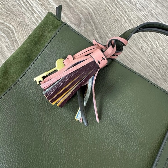 Fossil Camilla Large Olive Green Purse - Picture 4 of 6